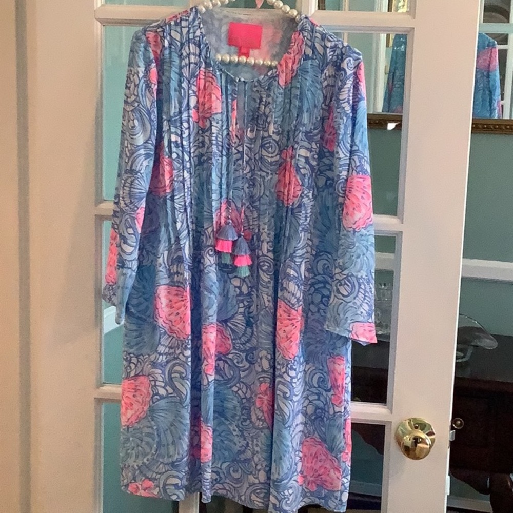 Lilly Pulitzer  long sleeve dress… in excellent condition